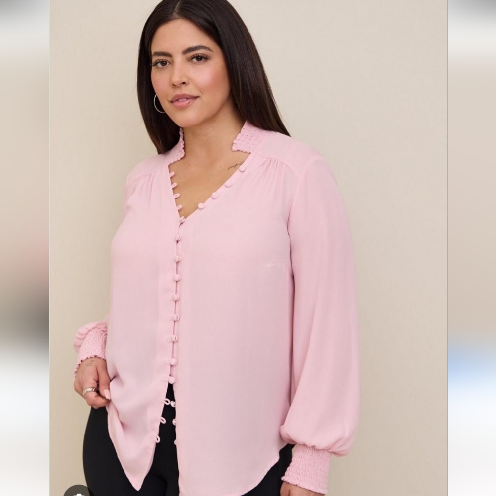 Torrid Georgette Button Front Smocked Collar Long Sleeve Blouse-sz 1
